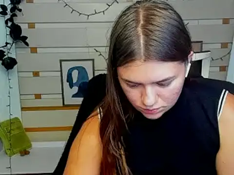 Josephine_Kiss live cam on StripChat