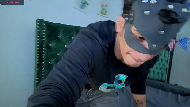 Zayn_Moretti webcam