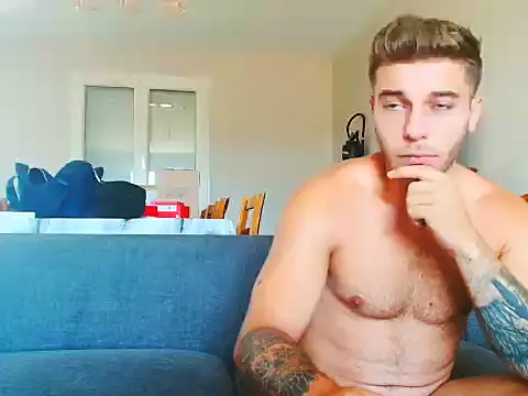 Elkafit28 live sex cam