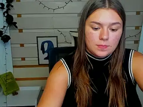 Josephine_Kiss webcam