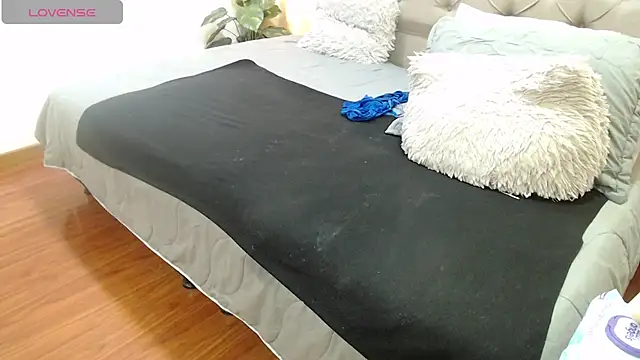 sasi_luna webcam