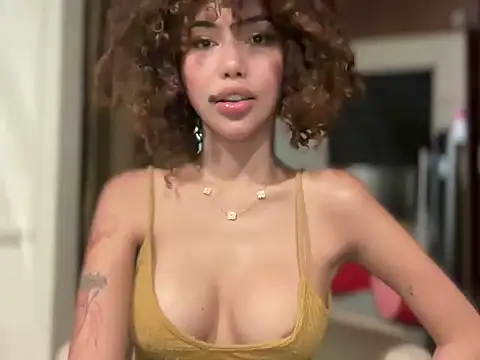 itsAmericanFucker Live Web Cam Show