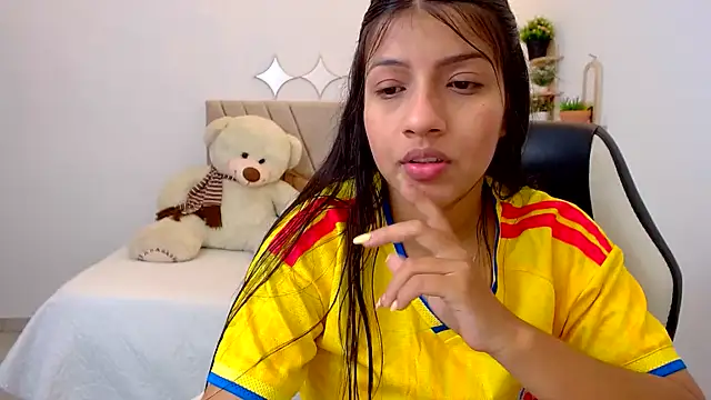 zara_cute webcam