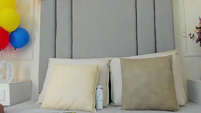 CannelaSmith webcam