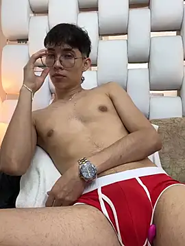 AronTawers webcam