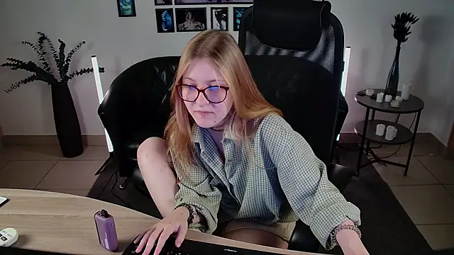 lanafitch webcam