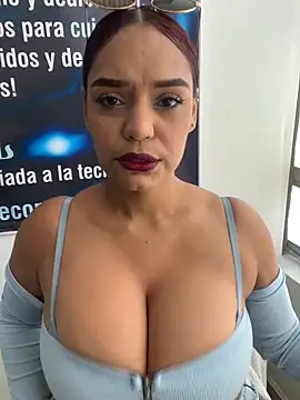 Sara-77 webcam