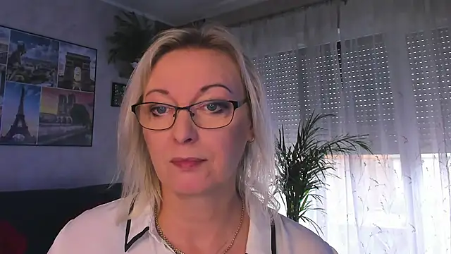 vanessa_chat live cam on StripChat