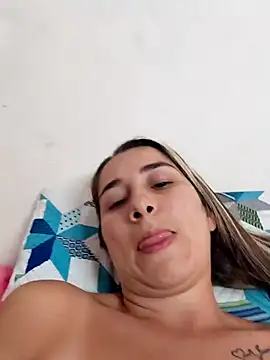 Iris_love18 webcam