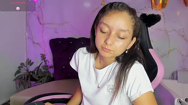 katy_sweet19 webcam