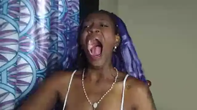 LilithMiller_ webcam