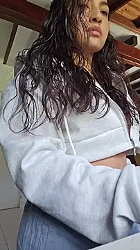 Eva_Rousses webcam