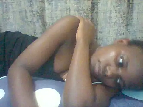 tina_2030 webcam