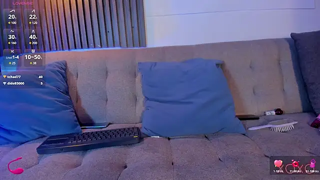 Tiffany_yu webcam