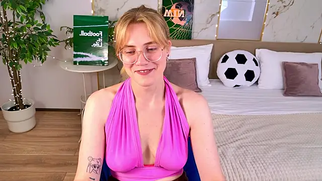Chloelight webcam