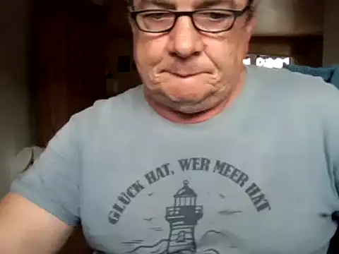 Nobbie444 Live Web Cam Show