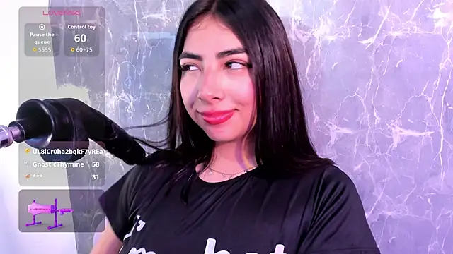 cherry_skinnyy_ live cam on StripChat