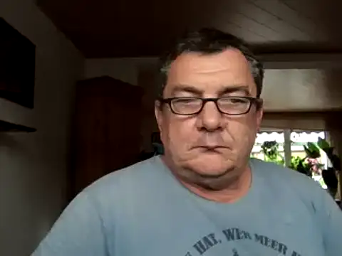 Nobbie444 Live Web Cam Show