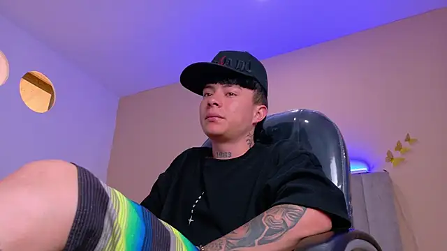 Nascary_Fox webcam
