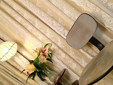 PrettyStranger webcam