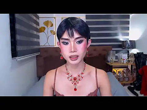 JuicyCockThea webcam