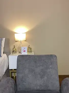 AlmaraRouge webcam