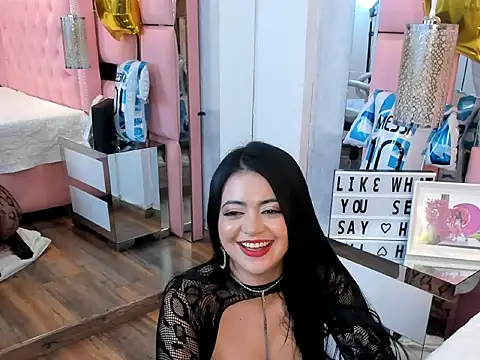LeilaScott webcam