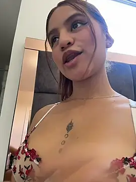 ViankaRose webcam