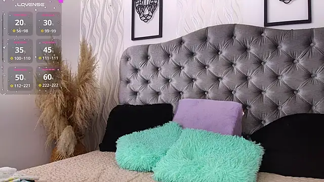 katt_eyes__ webcam