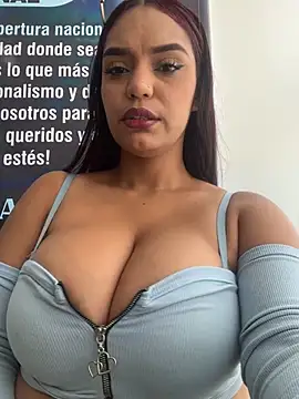 Sara-77 webcam