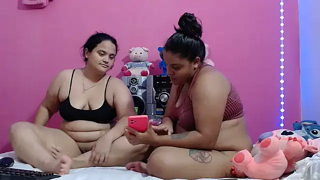 brunnette_hot webcam