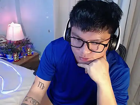 Fuckboii_intown webcam