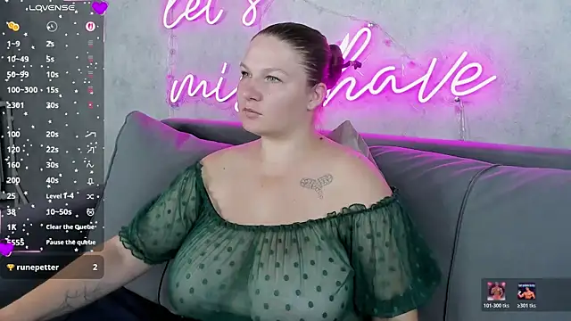 Virginia_Robinson webcam