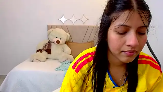 zara_cute webcam