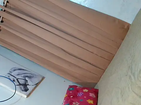 RED_DIAMOND777 webcam