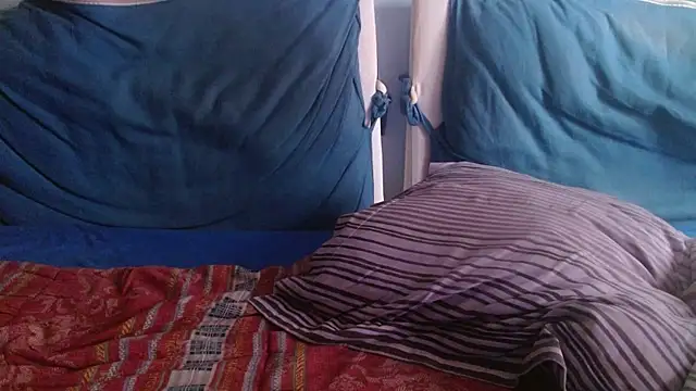 martachatte - Martachatte's free webcam - UK Sex Cams