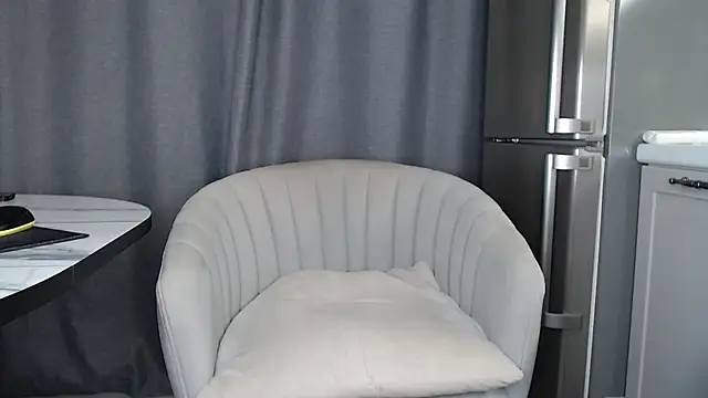 mark_kiss999 webcam
