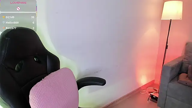 Jenniekim_18 webcam
