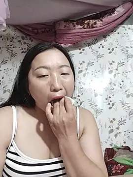 zhen-zo live cam on StripChat