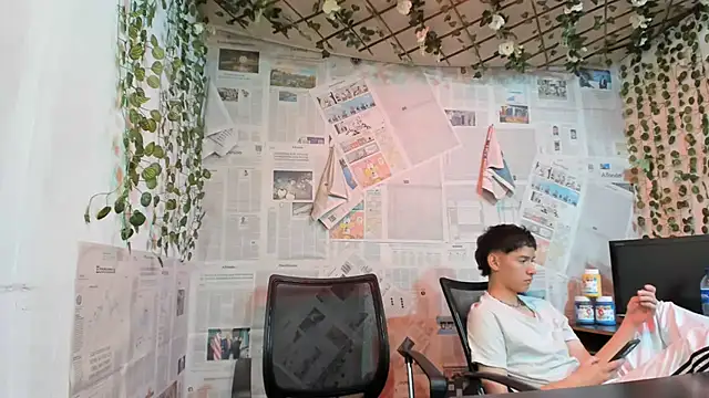heyy_noah11 Live Web Cam Show