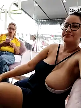 keilymadam Live Web Cam Show