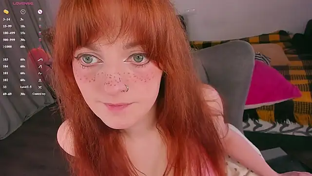 Alice_CutePerv webcam