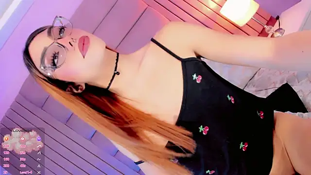Camille_deluxe webcam
