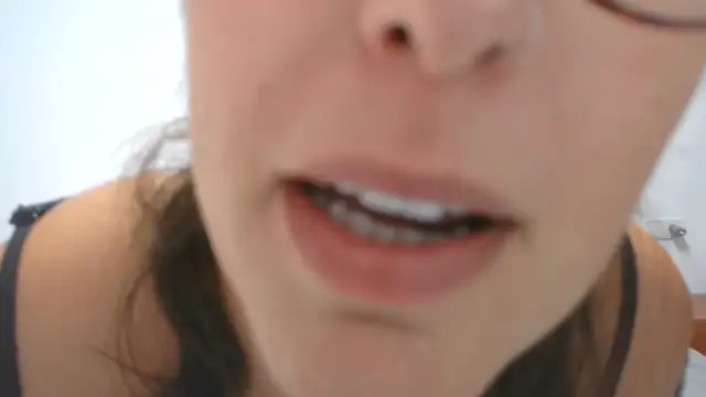 Maya_Brooke webcam
