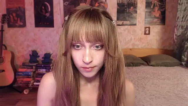 Friendly_Ellie webcam