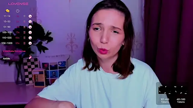 KindHazelHere_ webcam