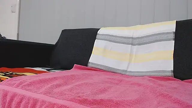 lilchristian@xh webcam