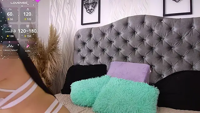 katt_eyes__ webcam