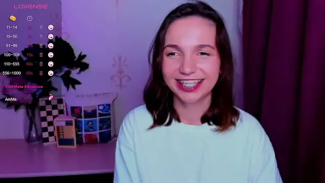 KindHazelHere_ webcam