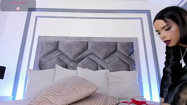 cocoamore webcam